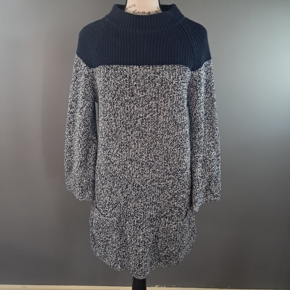Tommy Hilfiger Blue Sweater Dress With 2 Patch Pockets Size Medium